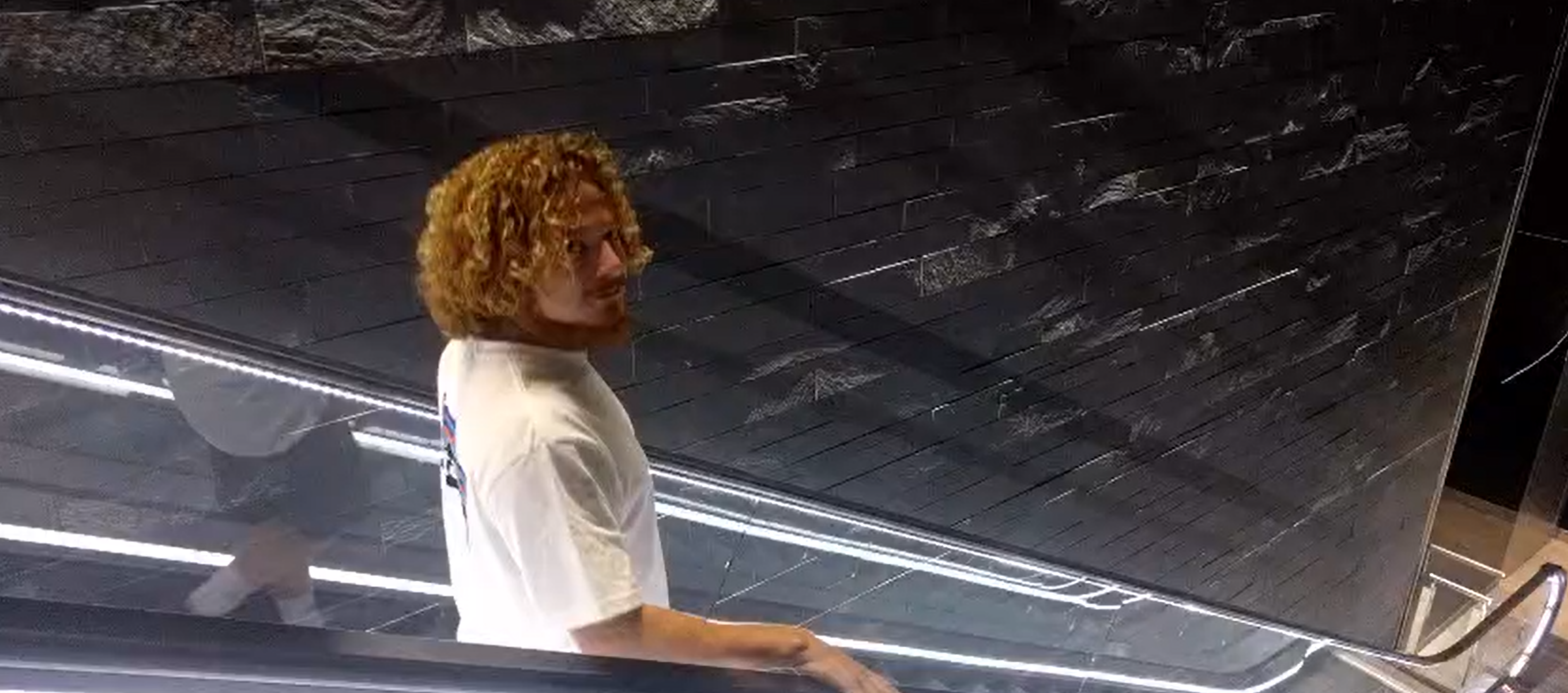 escalator